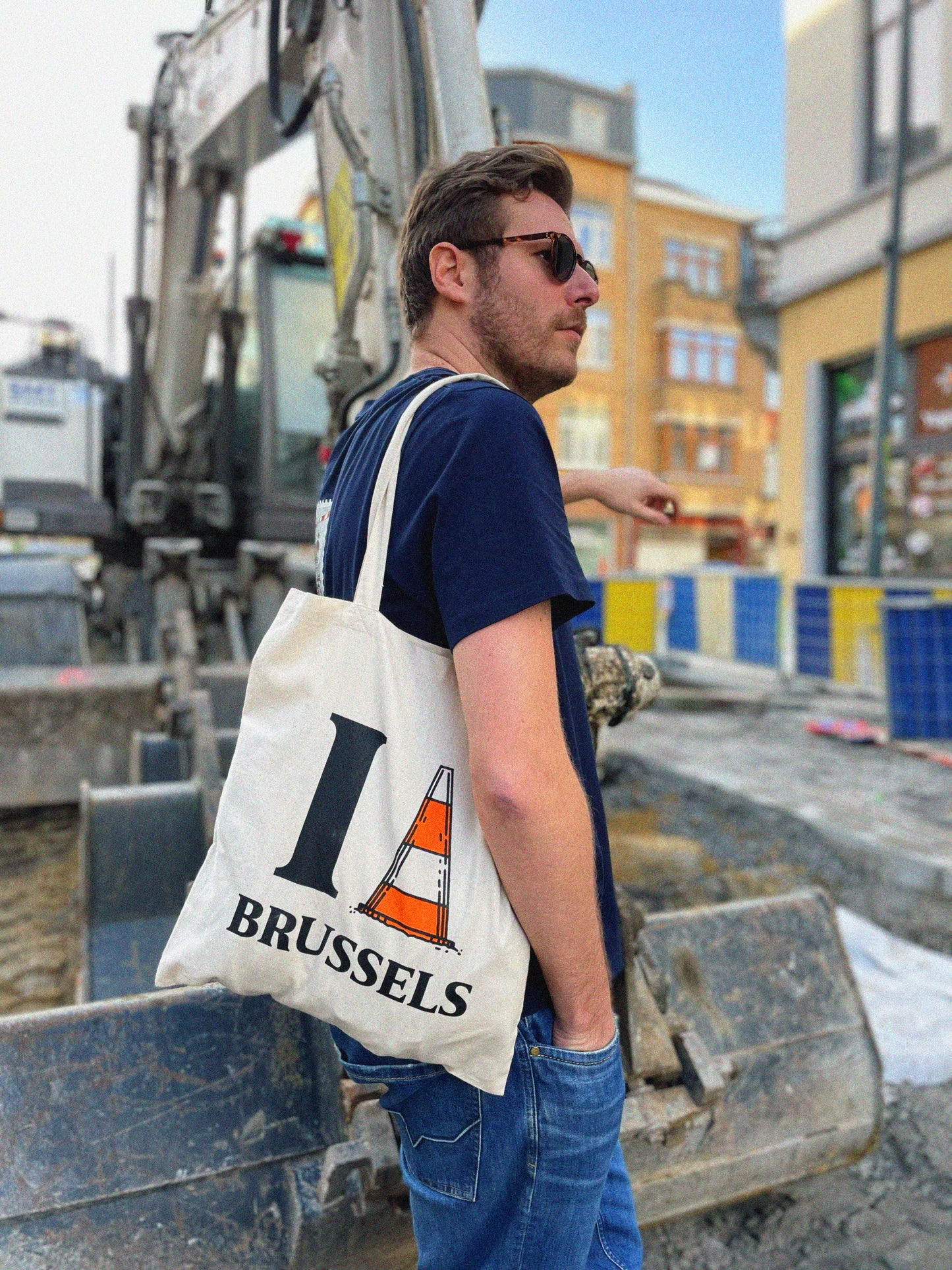 SOUVENIRS FROM BRUSSELS - TOTEBAG I /CONE\ BRUSSELS